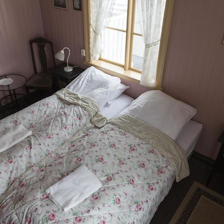 Einarshusid Guesthouse Bolungarvík 외부 사진