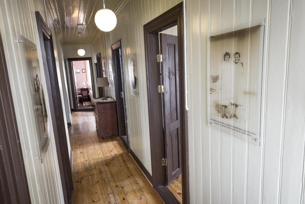 Einarshusid Guesthouse Bolungarvík 외부 사진