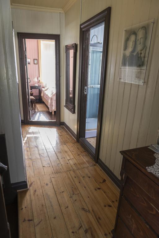 Einarshusid Guesthouse Bolungarvík 외부 사진