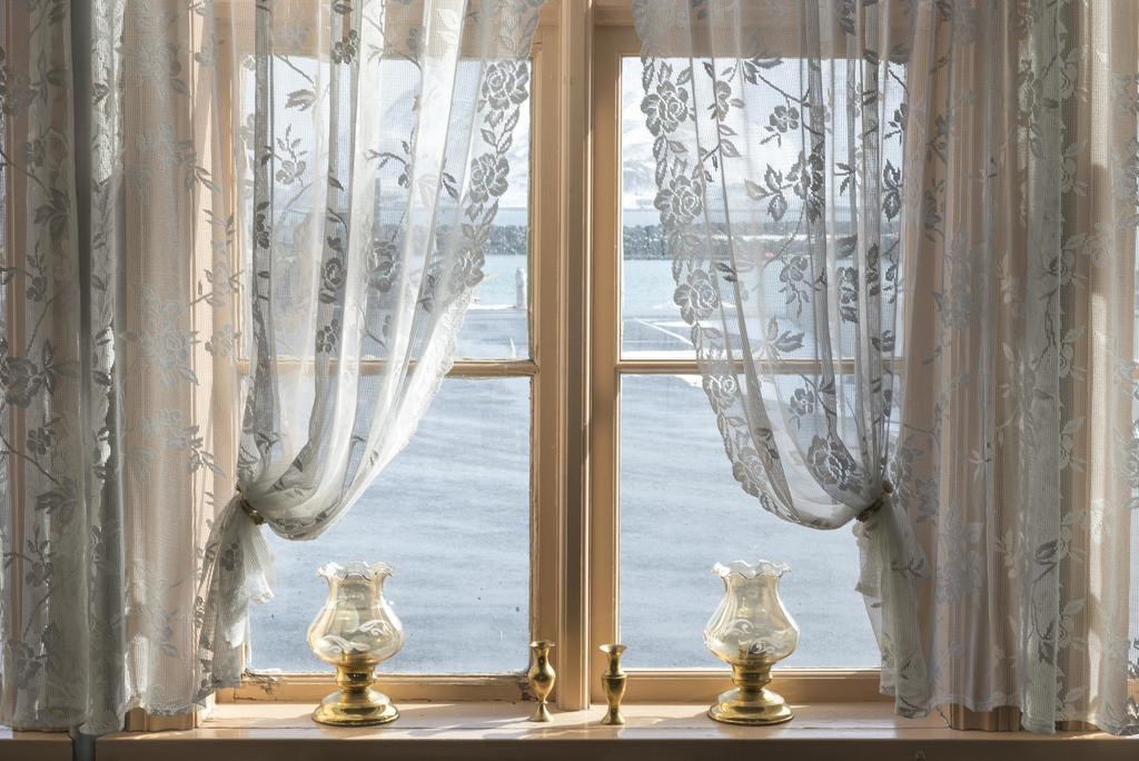 Einarshusid Guesthouse Bolungarvík 외부 사진
